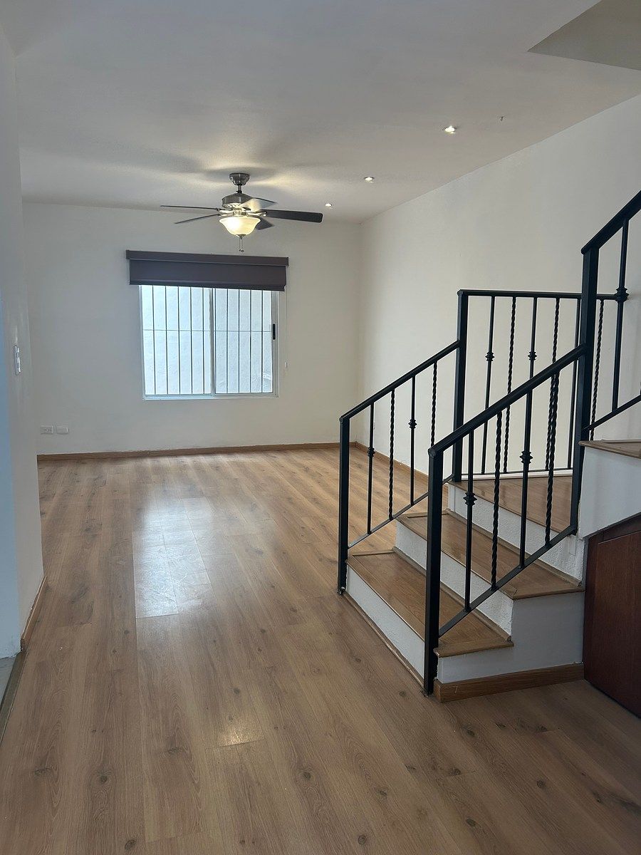 House in Colinas del Huajuco, Monterrey, photo 4 of 17