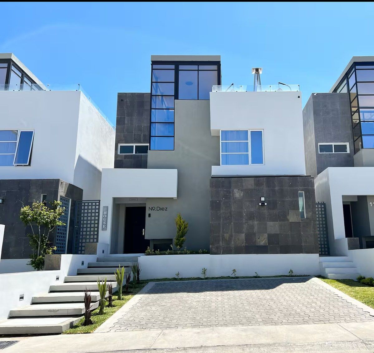 Casa à venda em Amaralta Residencial | 3 quartos 2.5 banheiros, foto 1 de 8
