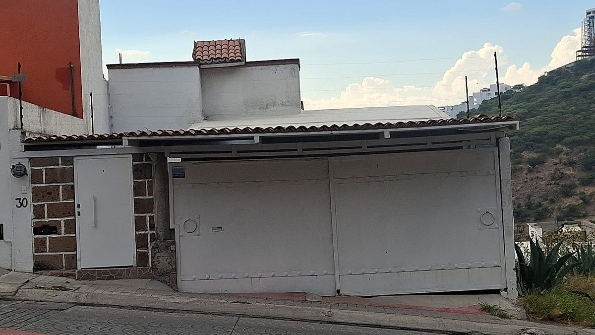 1 de 40: Fachada