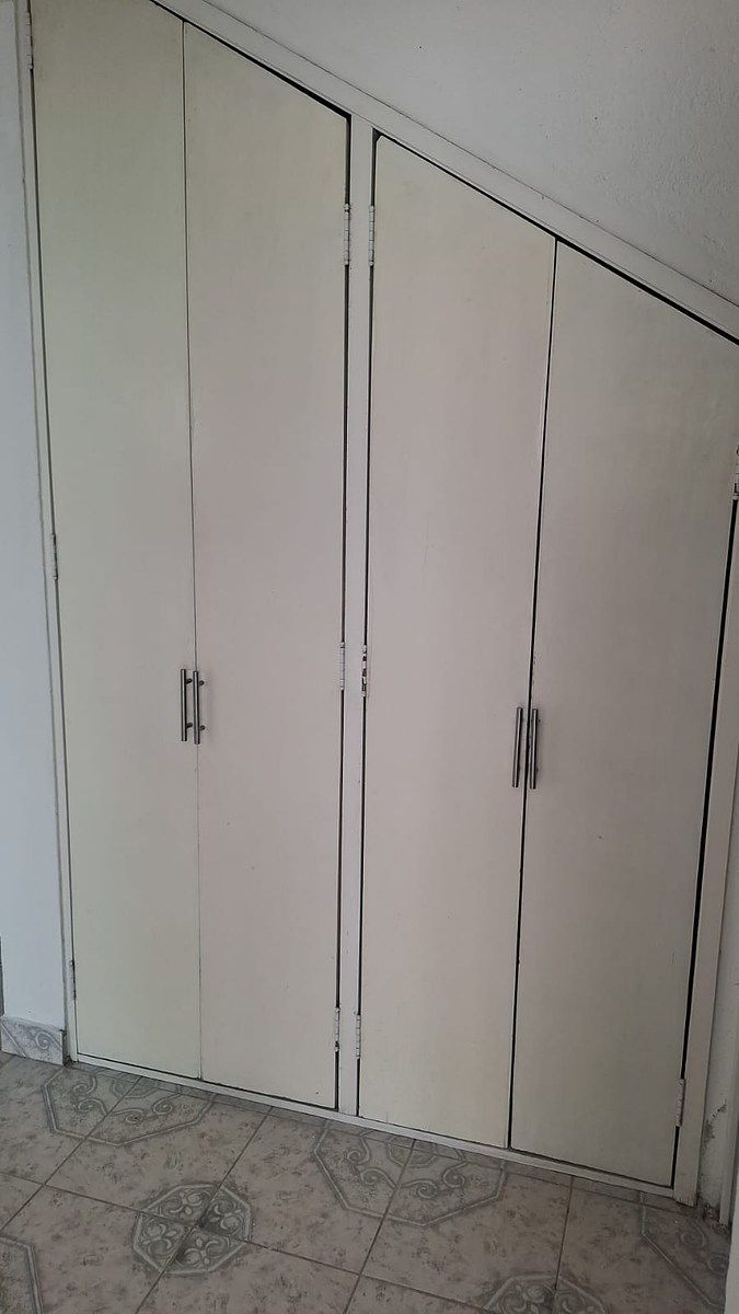 35 de 40: Closet de blancos
