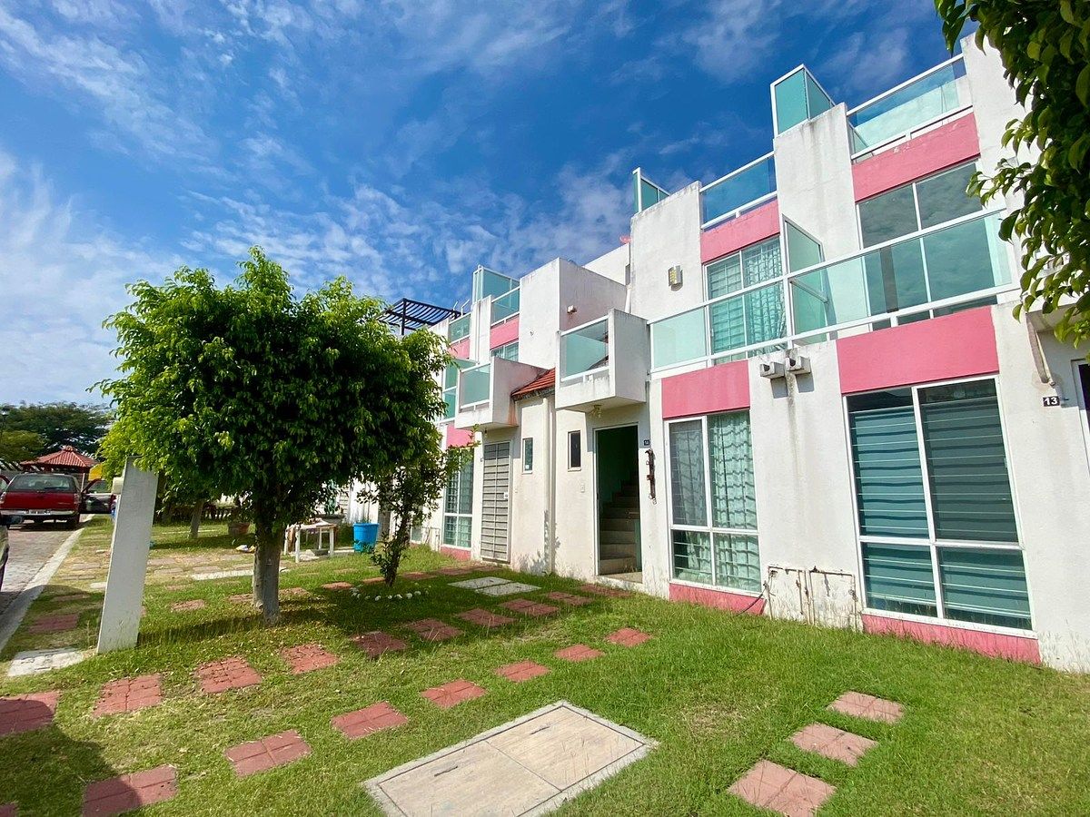 House in Gated Community in Tlatenchi, Jojutla, photo 3 of 27