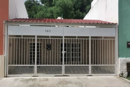 CASA EN EL CENTRO