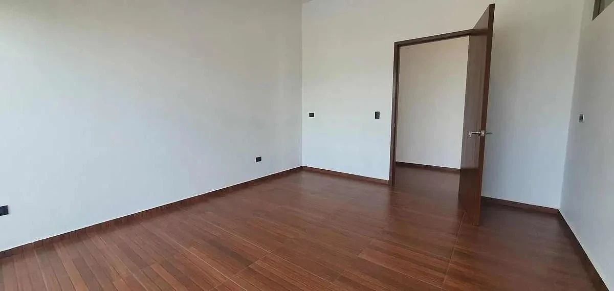 Casa en San Miguel Totocuitlapilco, Metepec, foto 12 de 15
