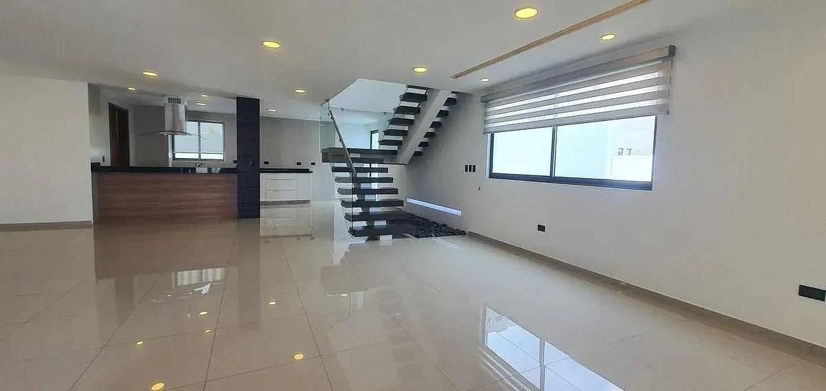 Casa en San Miguel Totocuitlapilco, Metepec, foto 2 de 15