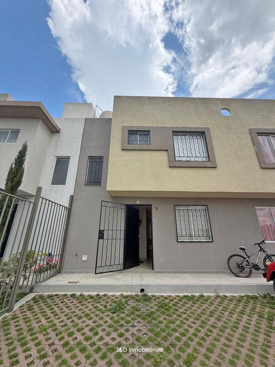 CASA | 85 m2 | Real Granada 5ª etapa | 3 Quartos + 1.5 Banheiros + 2 Vagas, foto 1 de 13