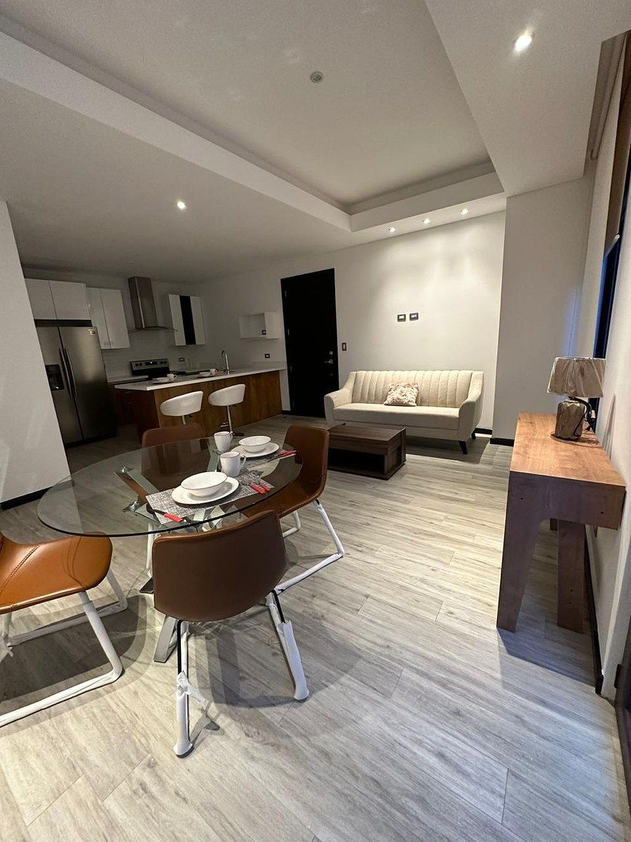 Apartamento en Zona 16, Guatemala, foto 2 de 10