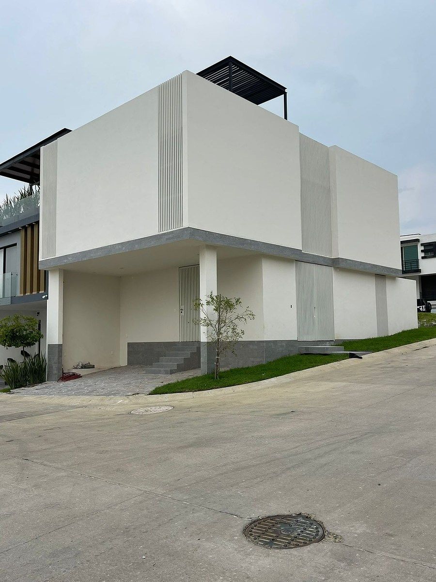 ESPECTACULAR RESIDENCIA EN VENTA EN CAPITAL NORTE ZAPOPAN - foto 2