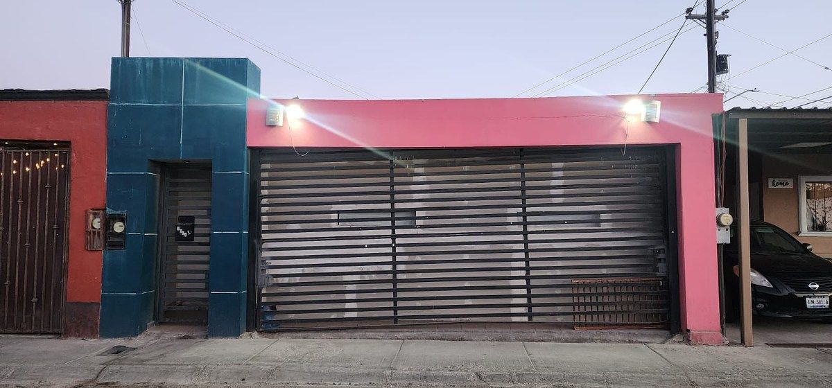 Se vende casa en Juventud 2000 (Mexicali, B.C.)