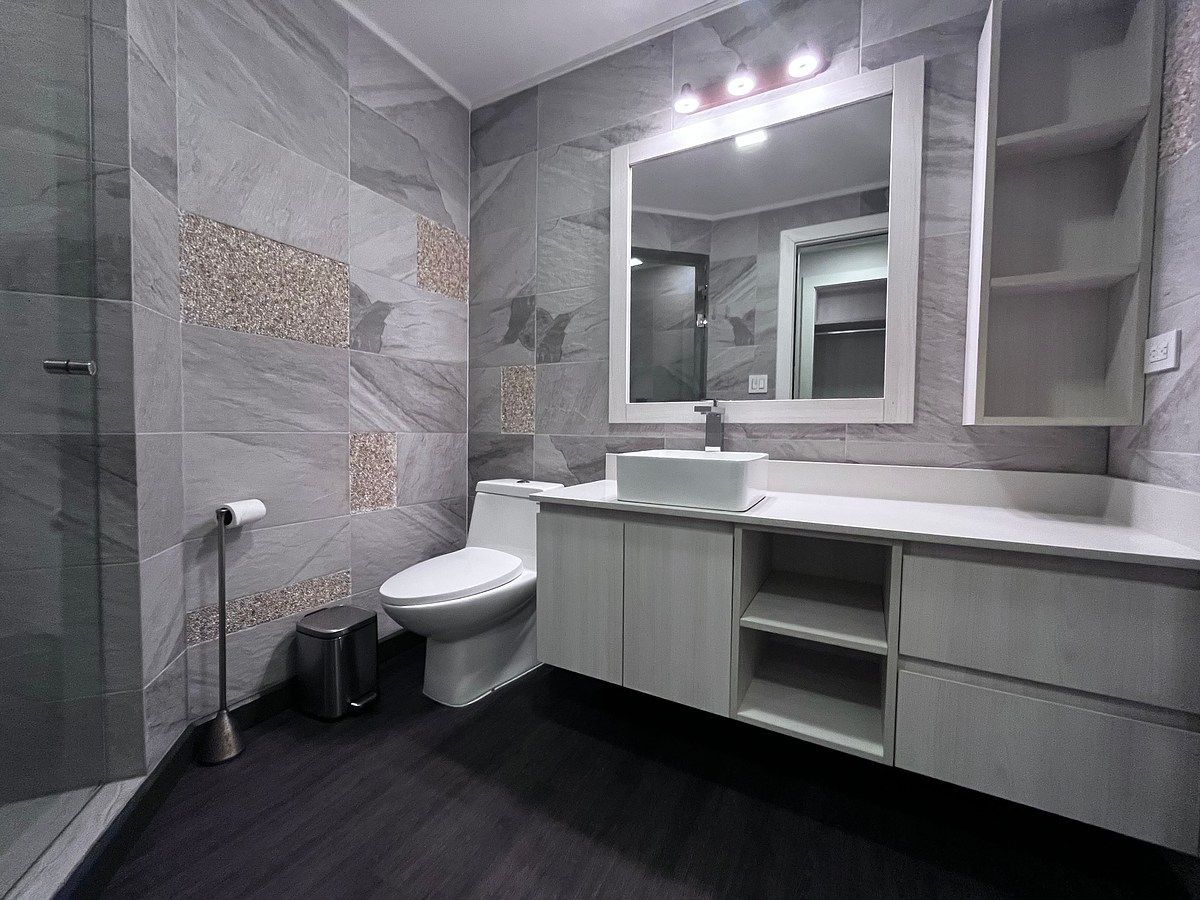 baño dormitorio secundario, foto 17 de 26