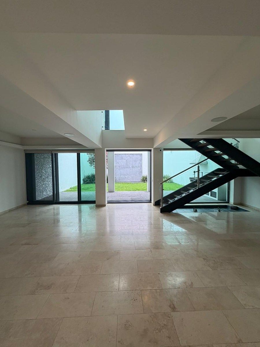 CASA EN VENTA EN JARDINES VALLARTA - foto 3