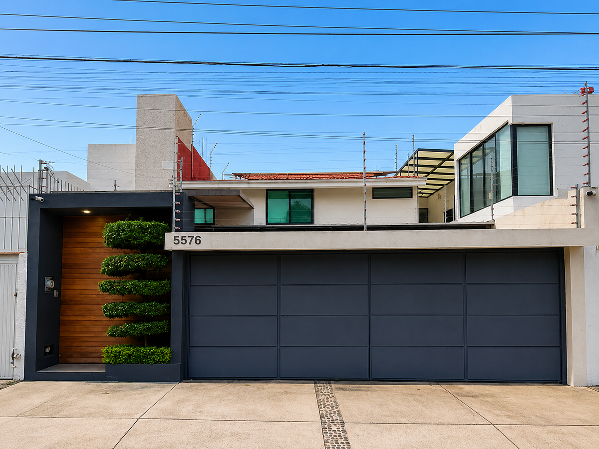 CASA EN VENTA EN JARDINES VALLARTA - foto 1