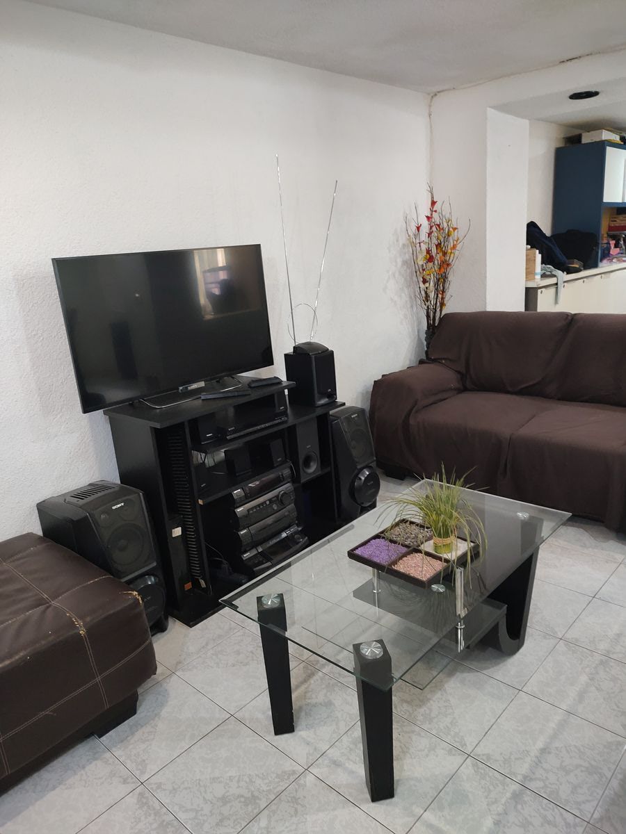 Casa en VENTA en Plazas de la Colina - foto 5