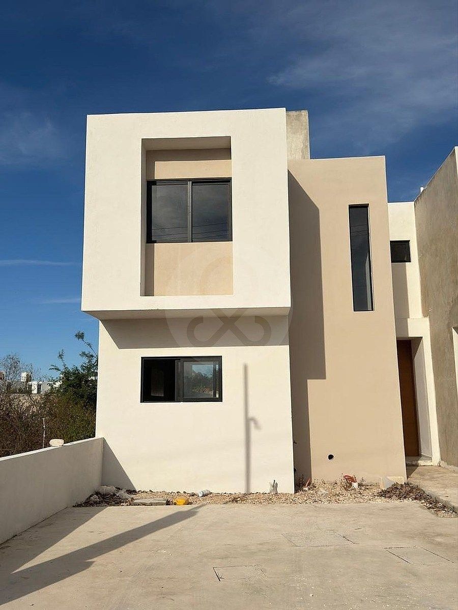 Venta de Casa Residencial dentro de privada de 4 Habitaciones Equipada - foto 1