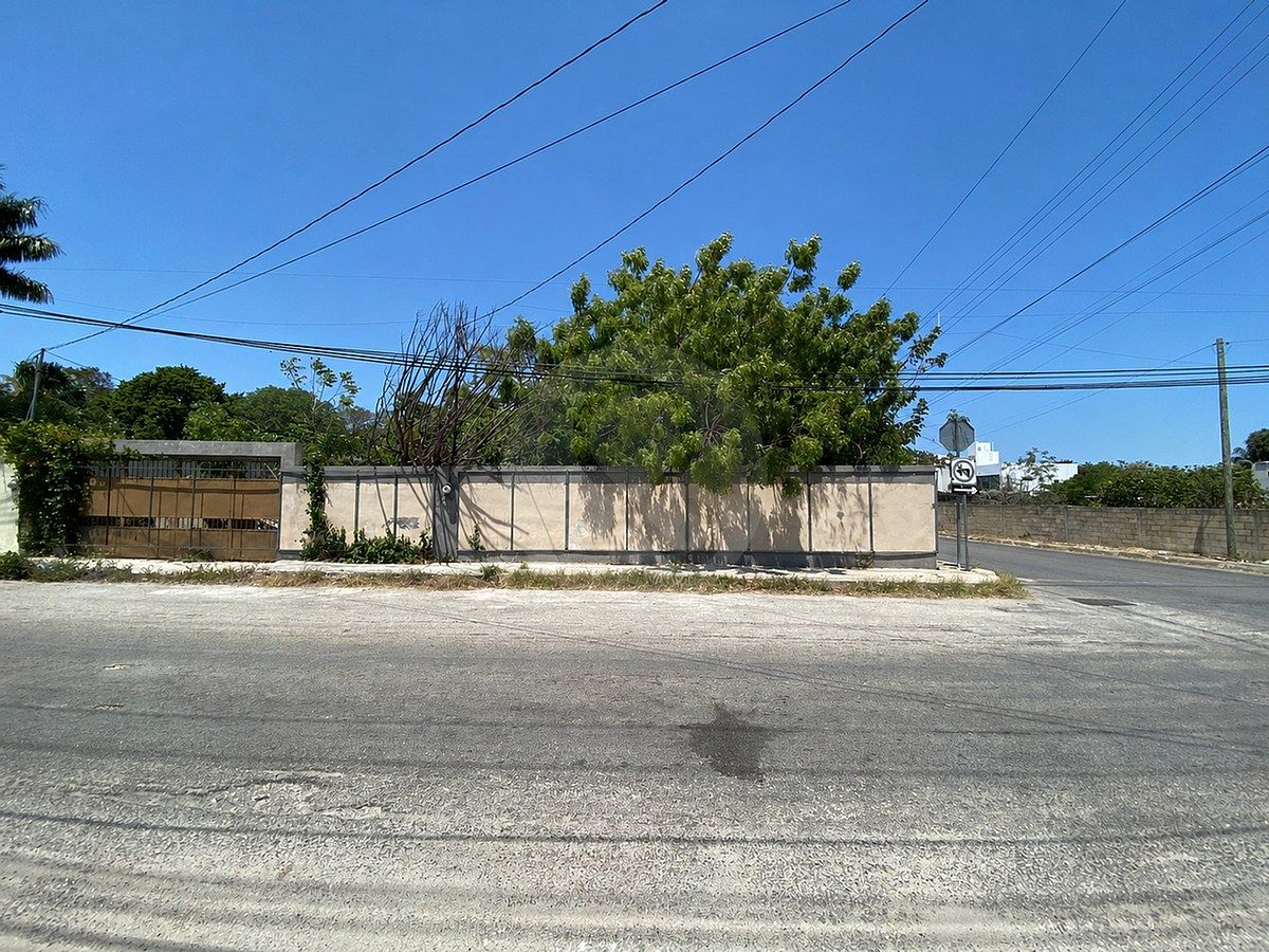 Venta de Terreno en Esquina para inversión en Montes de Ame - foto 1