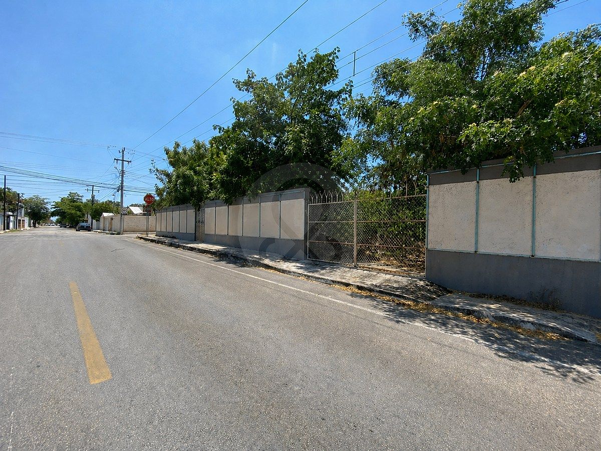 Venta de Terreno en Esquina para inversión en Montes de Ame - foto 2