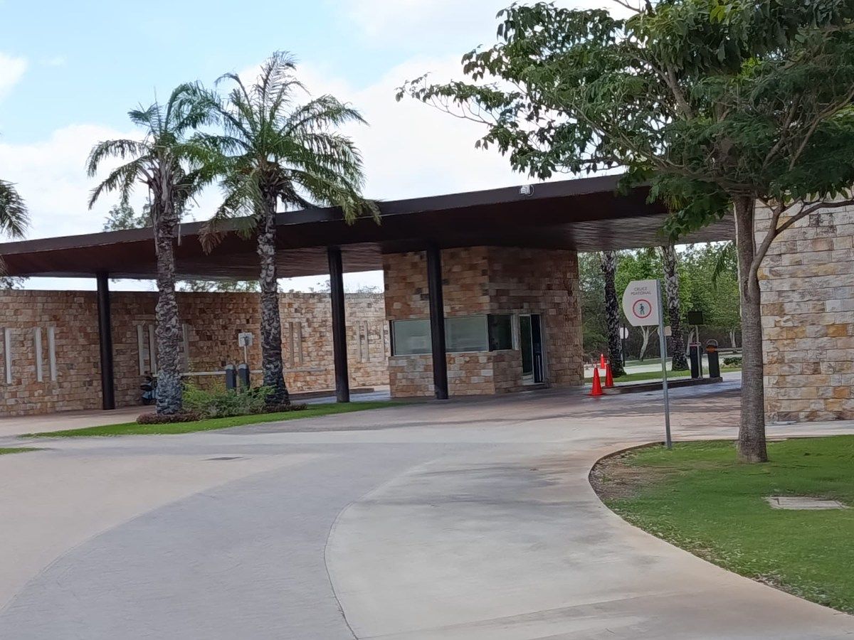 Terreno en Yucatán Country Club, Mérida, foto 4 de 12