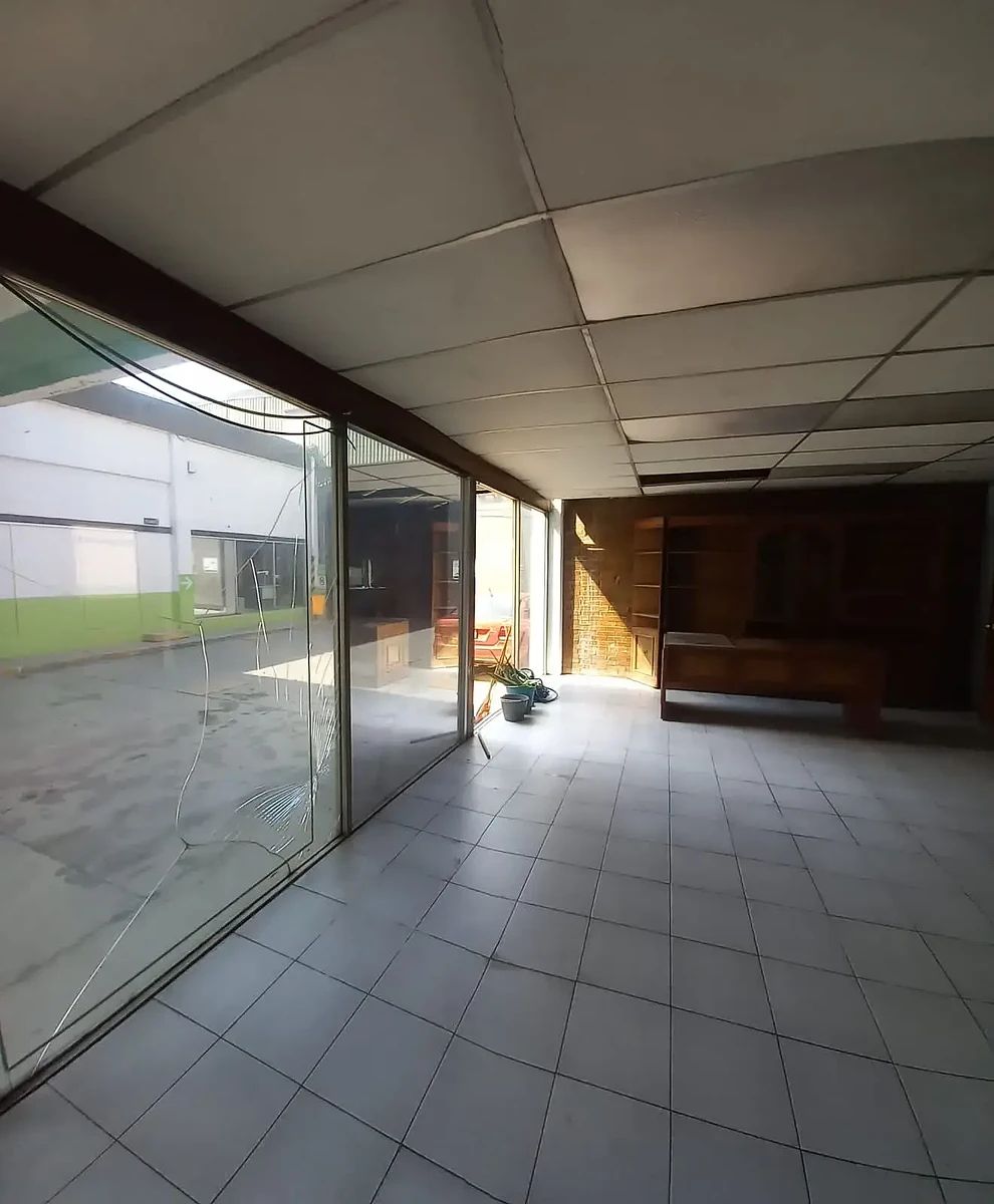 Bodega comercial en Acueducto Tenayuca, Tlalnepantla de Baz, foto 2 de 13