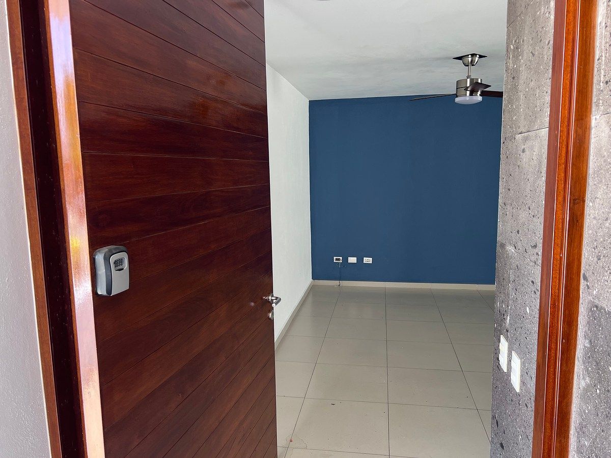 Casa Venta Privada Lucepolis Milenio III Querétaro Céntrica - foto 1