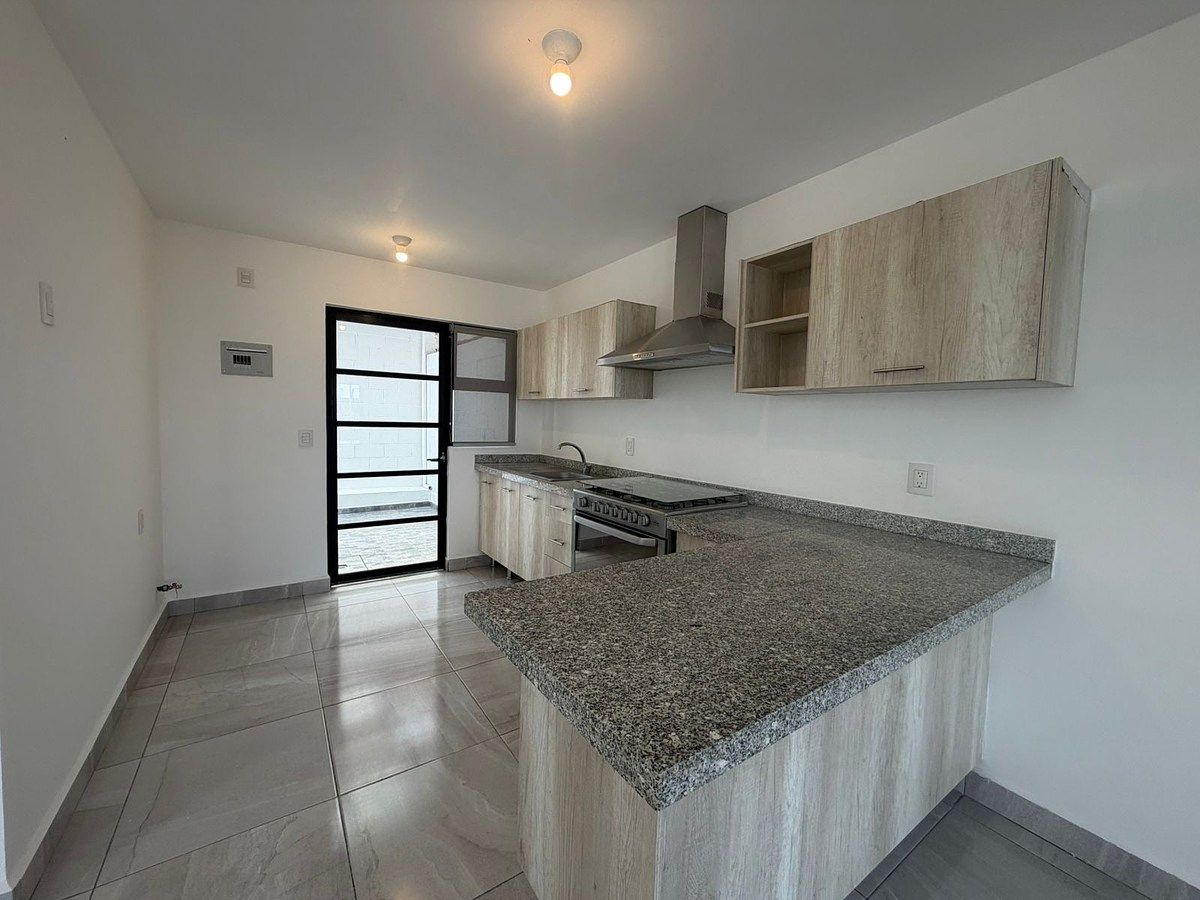 HOUSE FOR SALE IN ZAKIA, QUERETARO - foto 5