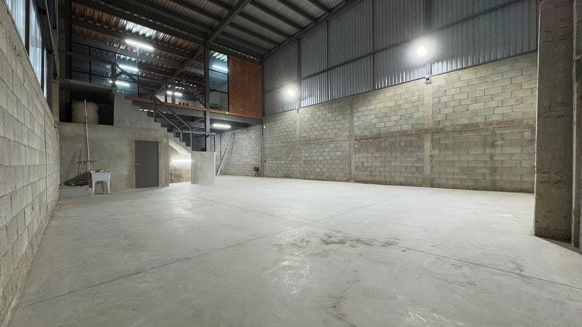 Commercial Storage Unit in Jardín Dorado, Tijuana, photo 8 of 23