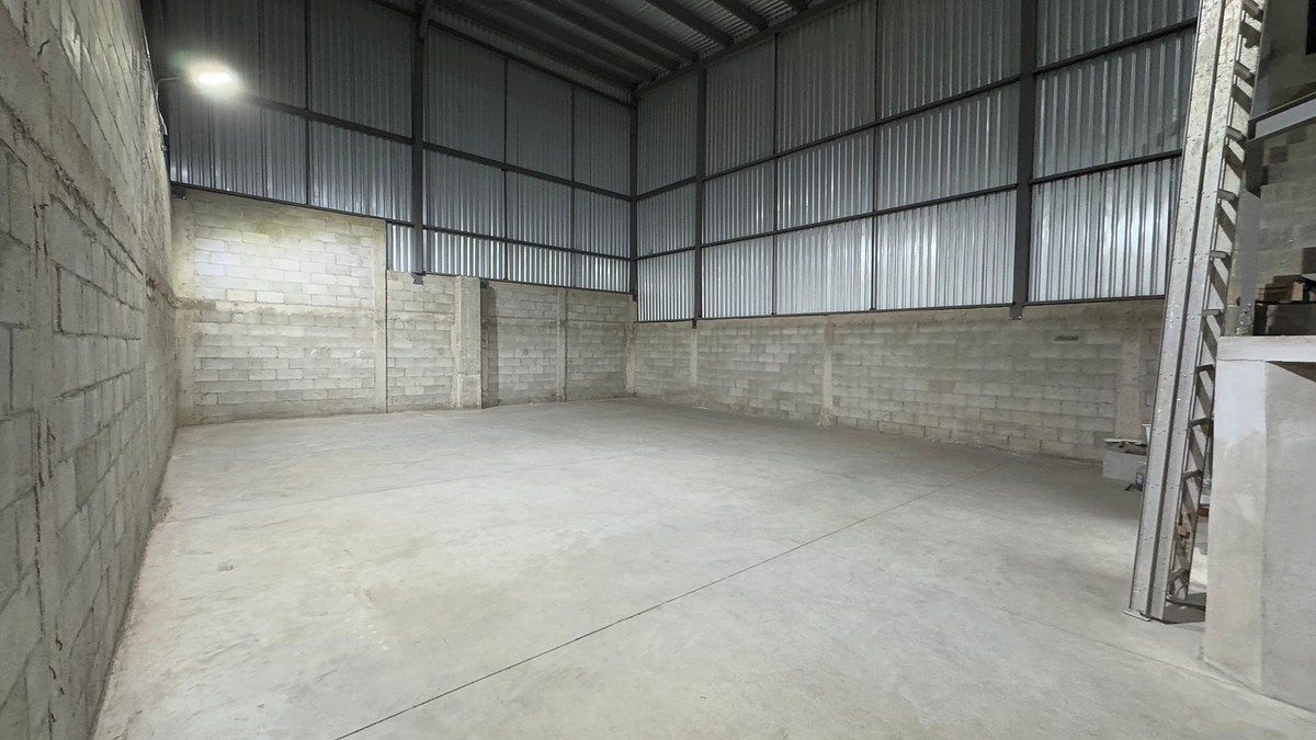 Commercial Storage Unit in Jardín Dorado, Tijuana, photo 14 of 23