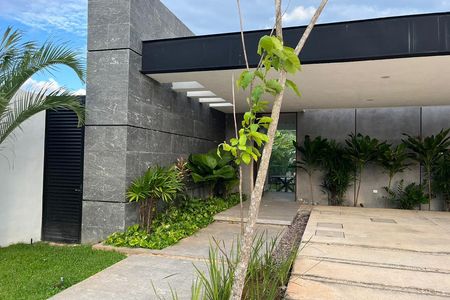 Casa en venta en privada en Conkal, Yucatán.