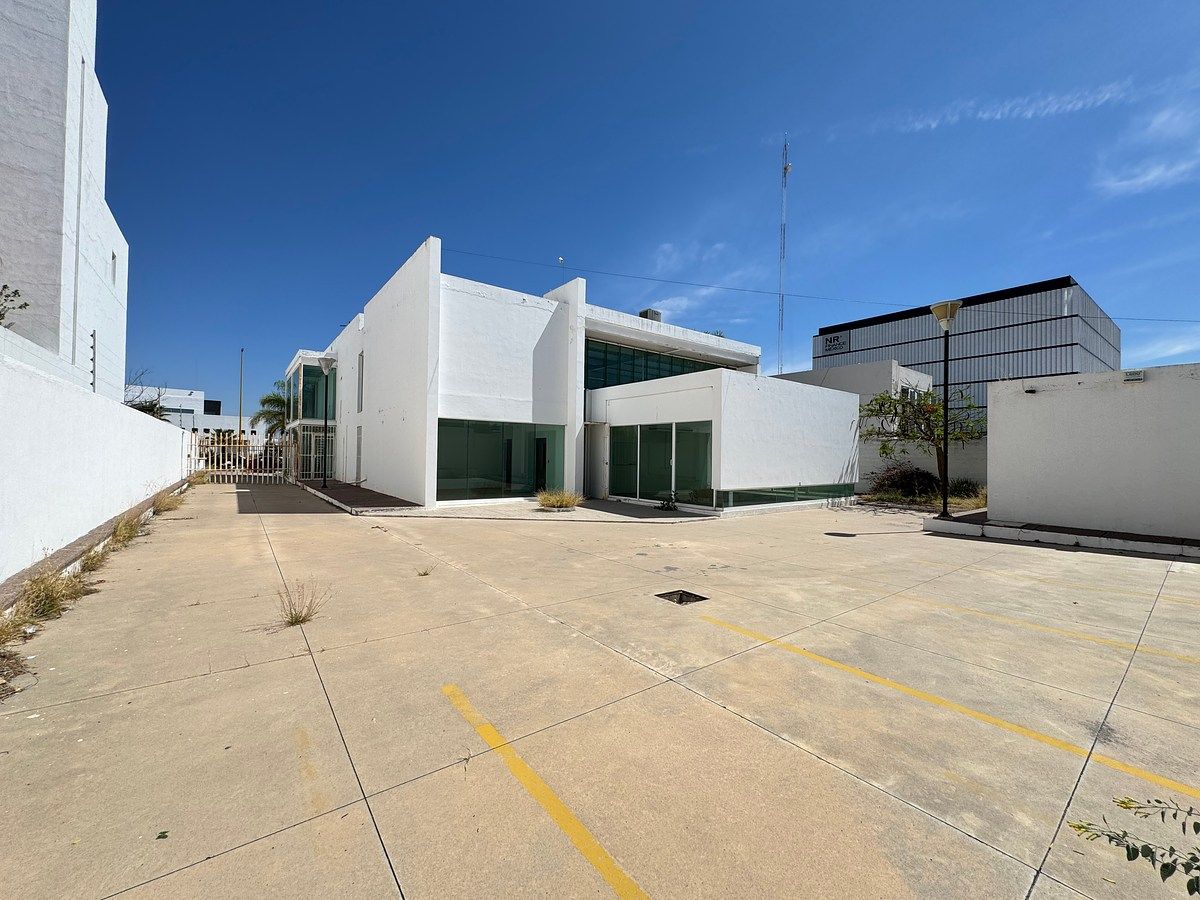 EDIFICIO COMERCIAL EN RENTA PARQUE TECNOPOLO, photo 1 of 22