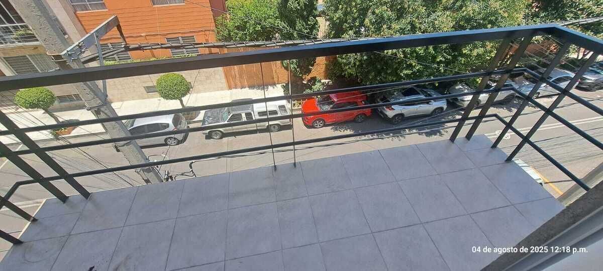 21 de 26: Balcón recámara principal