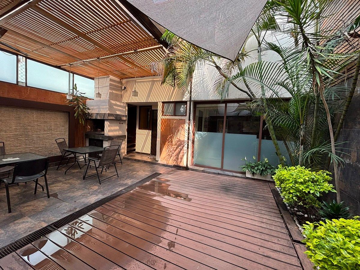 Casa com uso do solo para escritórios administrativos, foto 1 de 22