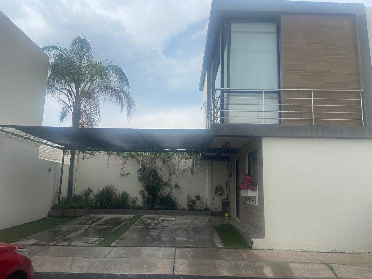 1 de 10: Fachada