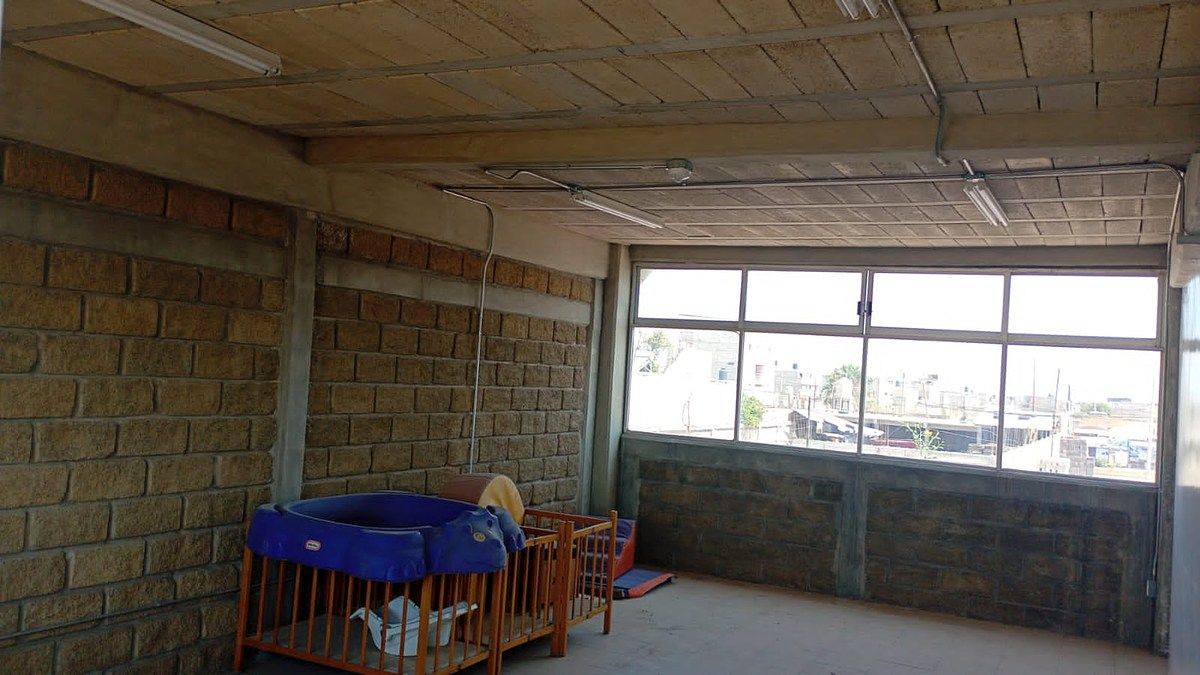 Building in Canasteros, Chimalhuacan, photo 14 of 19