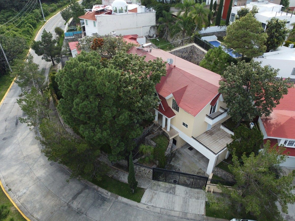 2 of 22: fachada