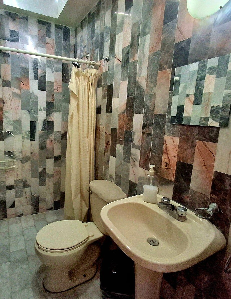 21 of 23: BAÑO RECAMARA PRINCIPAL