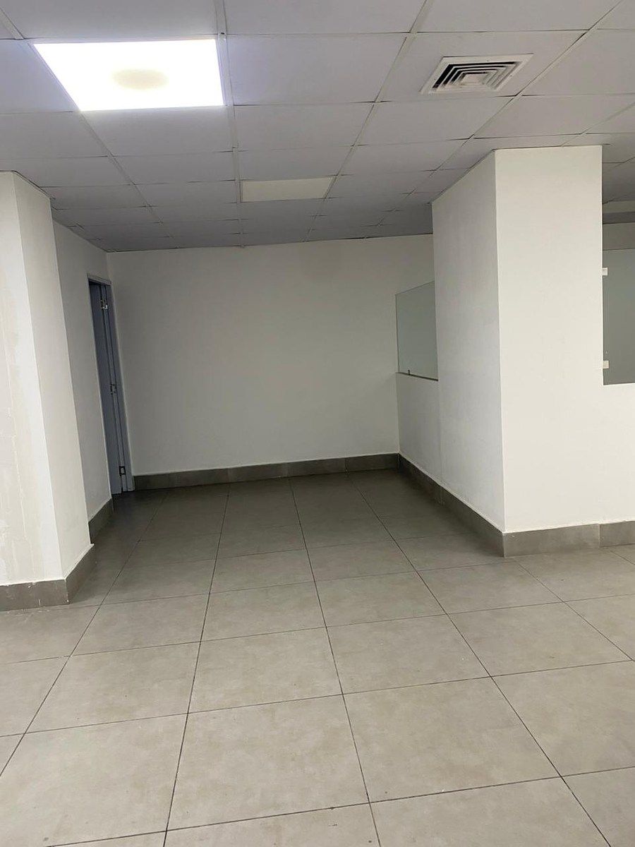 Edificio en Avenida 27 de Febrero, Santo Domingo Centro (Distrito Nacional), foto 10 de 11