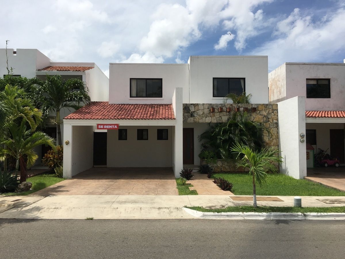 ALUGO CASA NA PRIVADA COCOYOLES EM SANTA GERTRUDIS COPO MUITO PERTO DO CENTRO DA CIDADE, foto 1 de 27