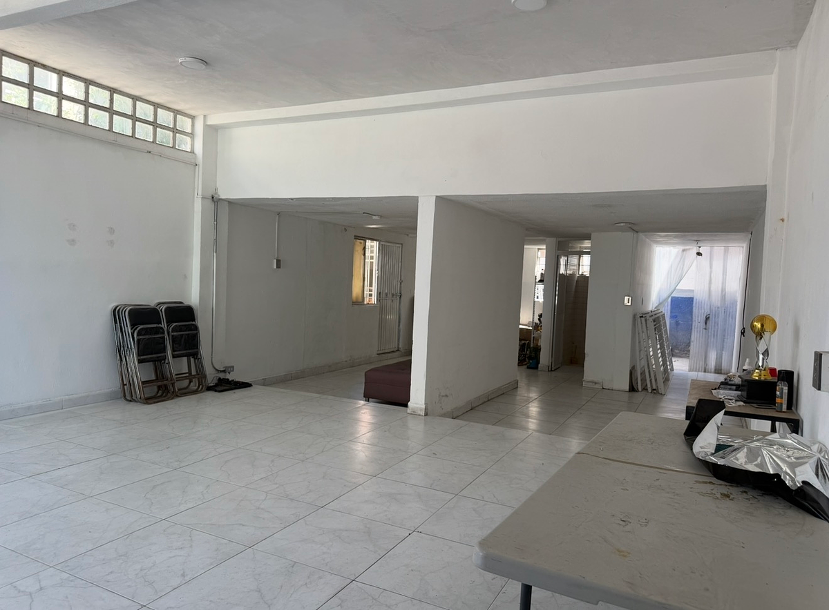 Local comercial en Jardines del Sur, San Luis Potosí, foto 2 de 9