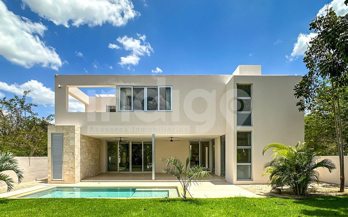 Casa en Venta en Mérida en Privada El Cortijo, zona Country Club