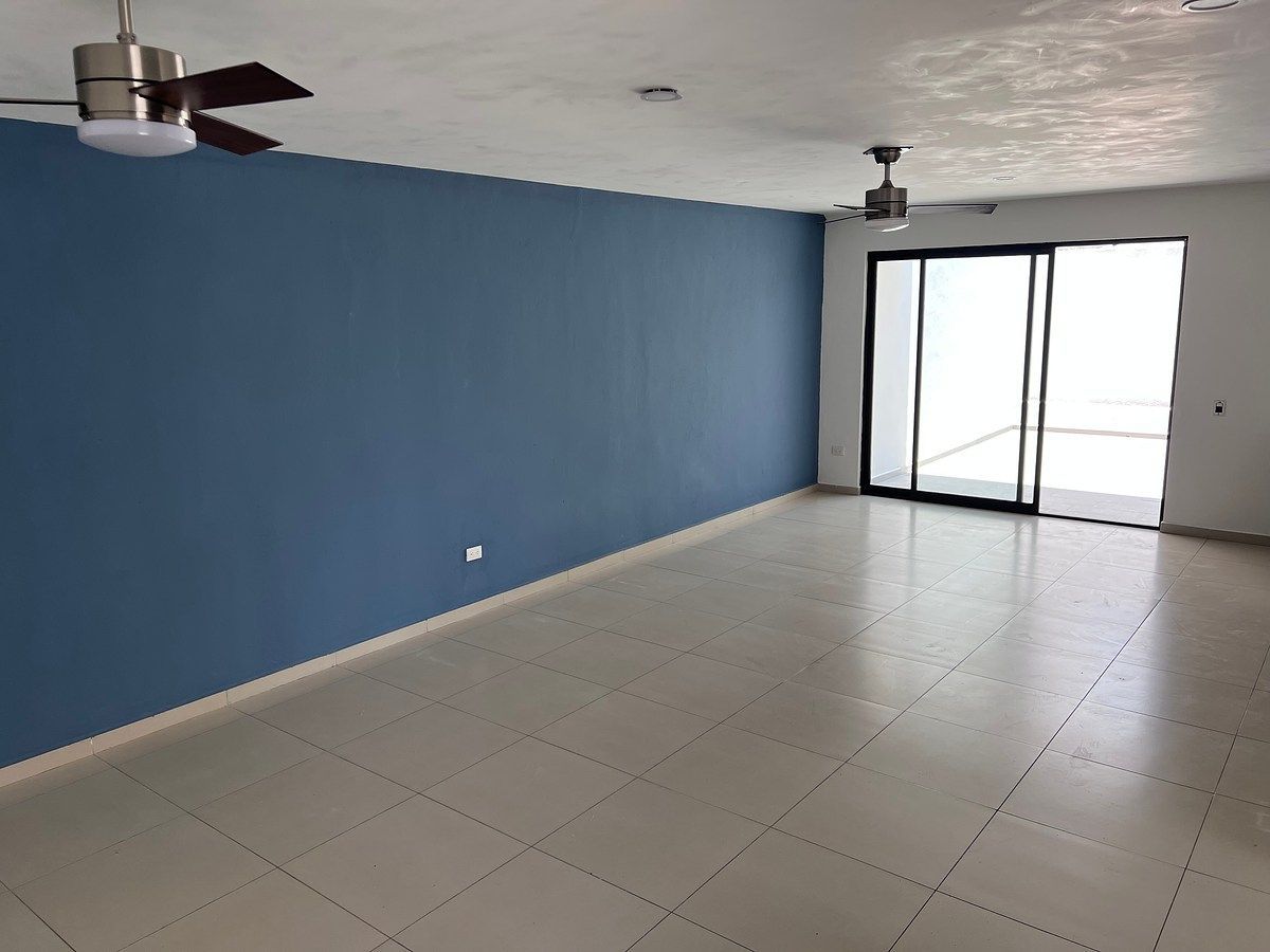 Casa Venta Privada Lucepolis Milenio III Querétaro Con cuarto servicio - foto 4