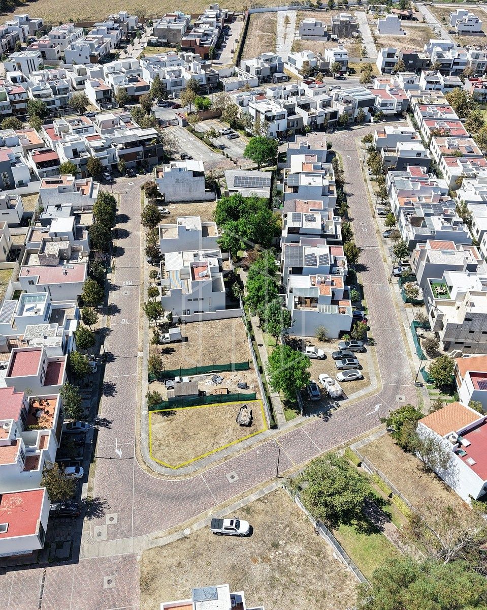 Terreno en Venta - Bosques Vallarta, Coto Camichin, Zapopan. - foto 2