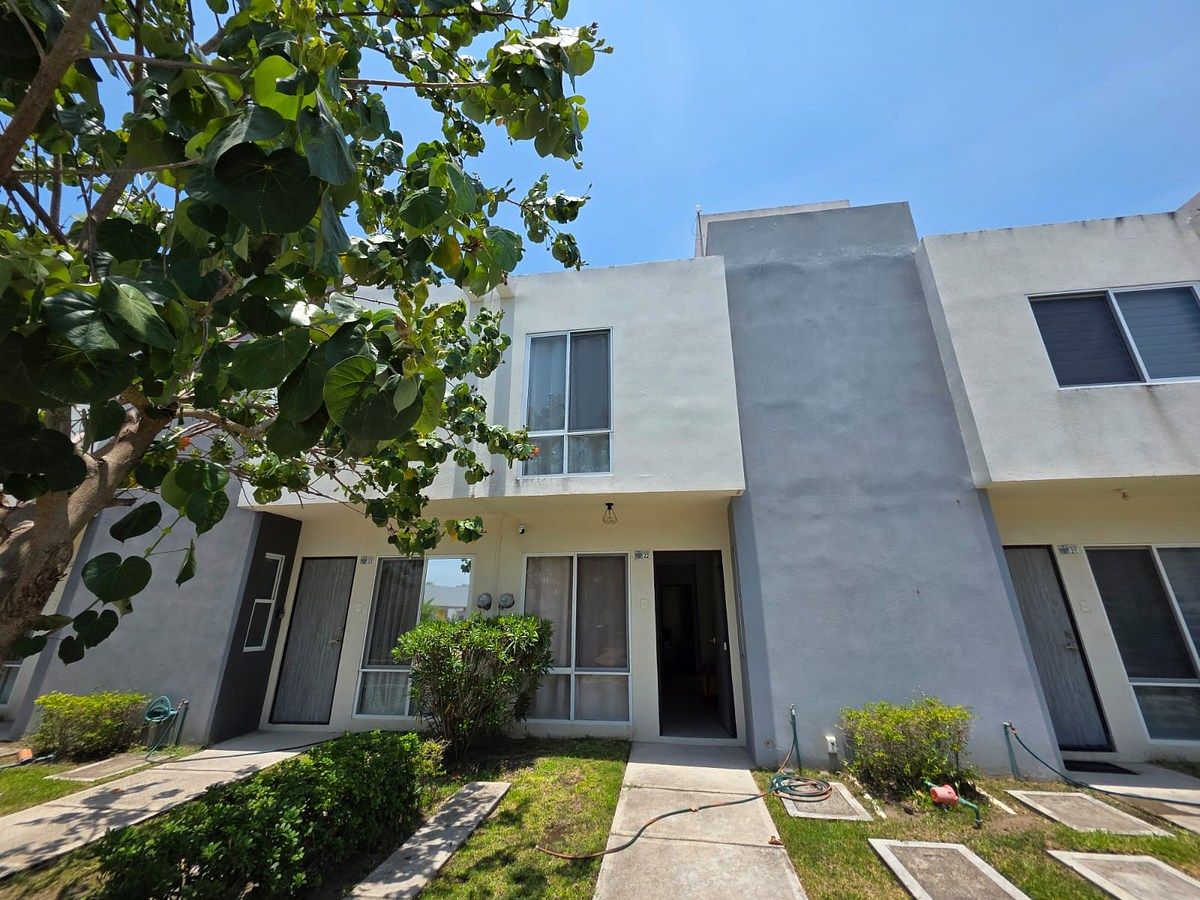 CASA EN VENTA EN ZONA AEROPUERTO EN VERACRUZ, foto 1 de 34