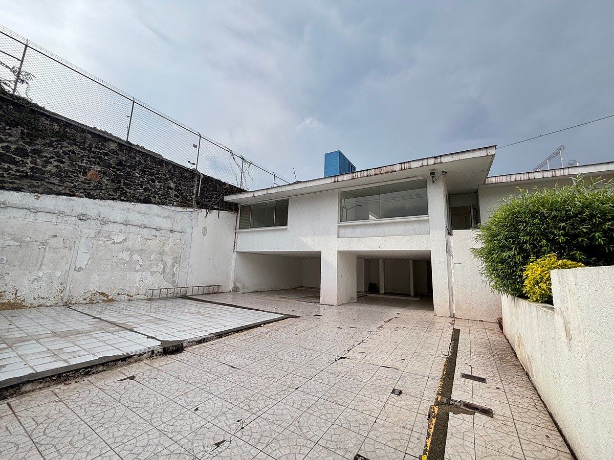 Oportunidad en Venta o Renta para Remodelar en Jardines del Pedregal 🏡