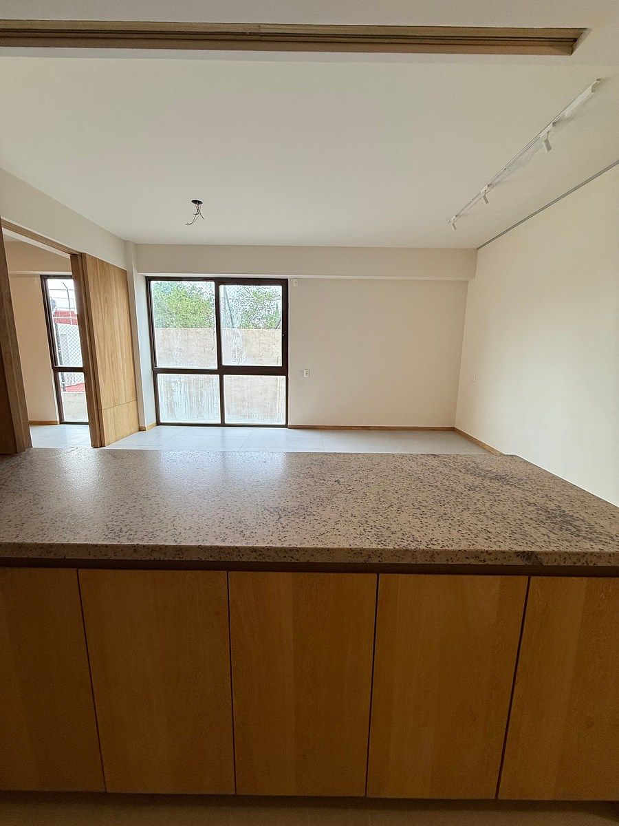 Apartment in Ladrón de Guevara, Guadalajara, photo 5 of 31