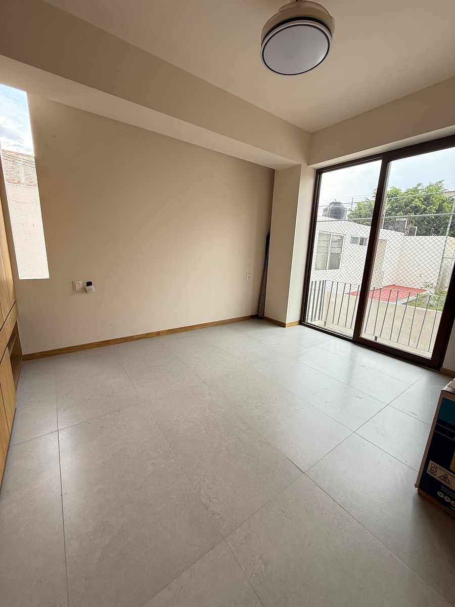 Apartment in Ladrón de Guevara, Guadalajara, photo 16 of 31