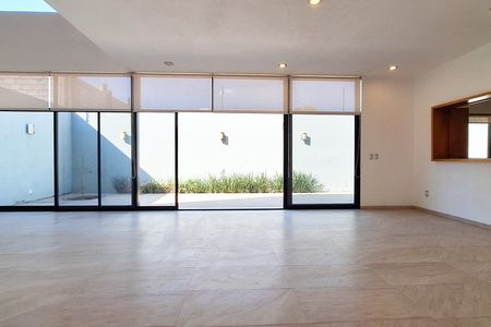 Exclusiva casa en venta o renta en La Vista Residencial, divina!!!