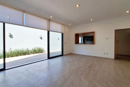 Exclusiva casa en venta o renta en La Vista Residencial, divina!!!