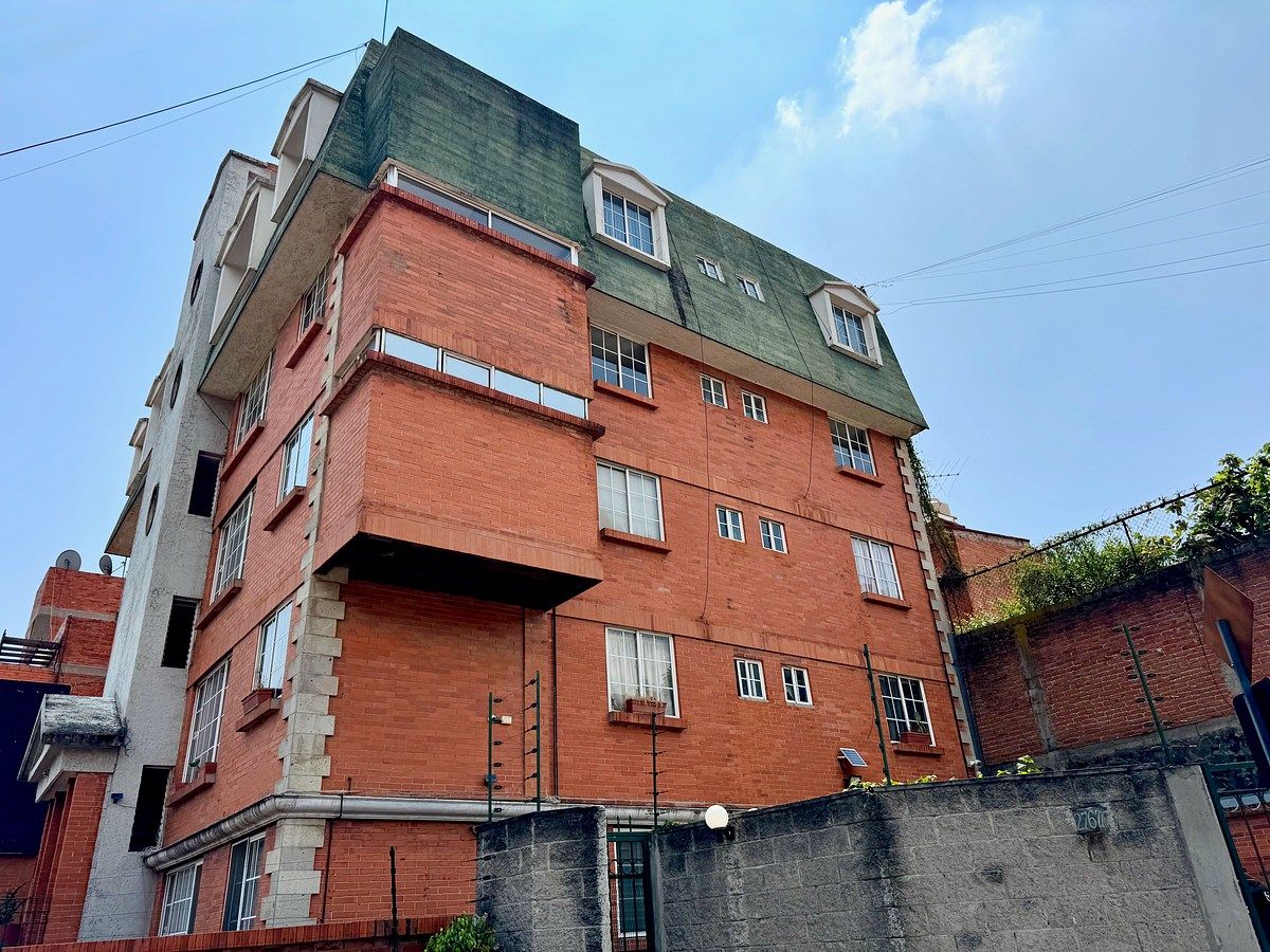 12 de 16: Fachada