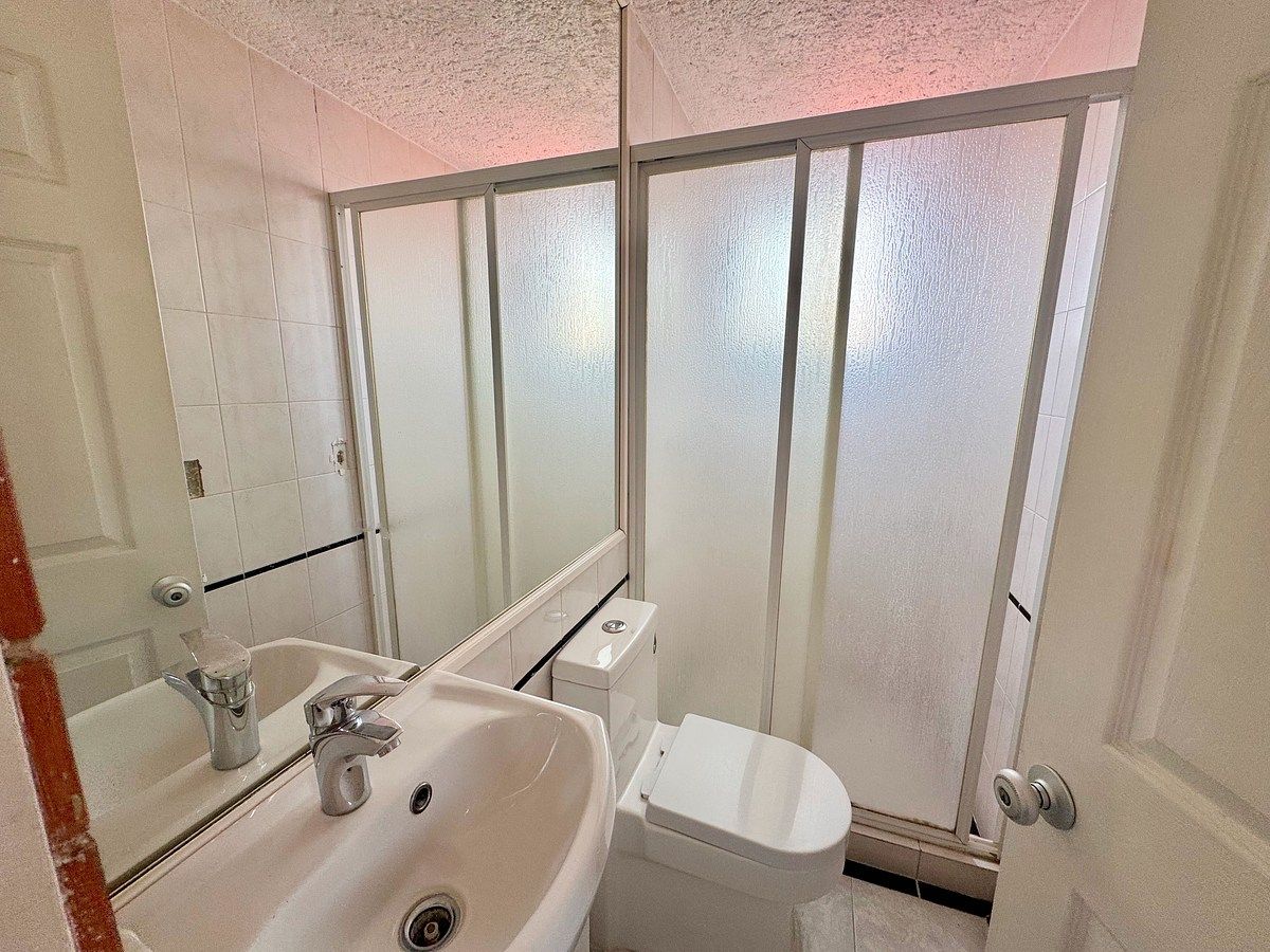 10 de 16: Baño principal