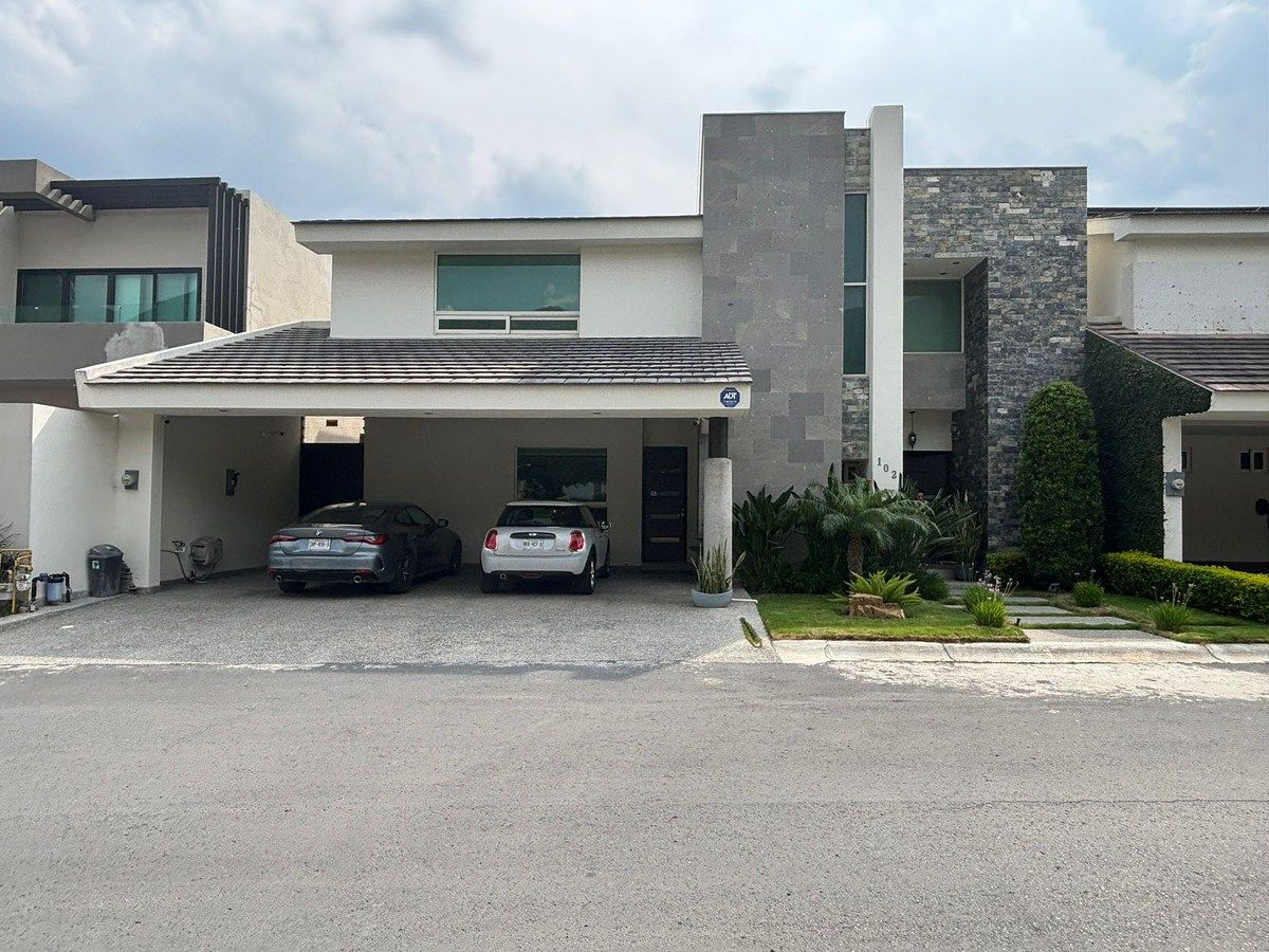 Casa en Sin Nombre de Colonia 51, Monterrey, foto 2 de 16