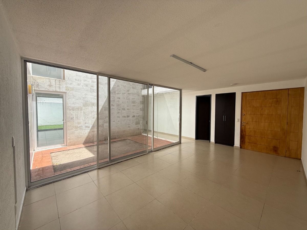 Casa em condomínio fechado em Juriquilla Santa Fe, Querétaro, foto 3 de 17