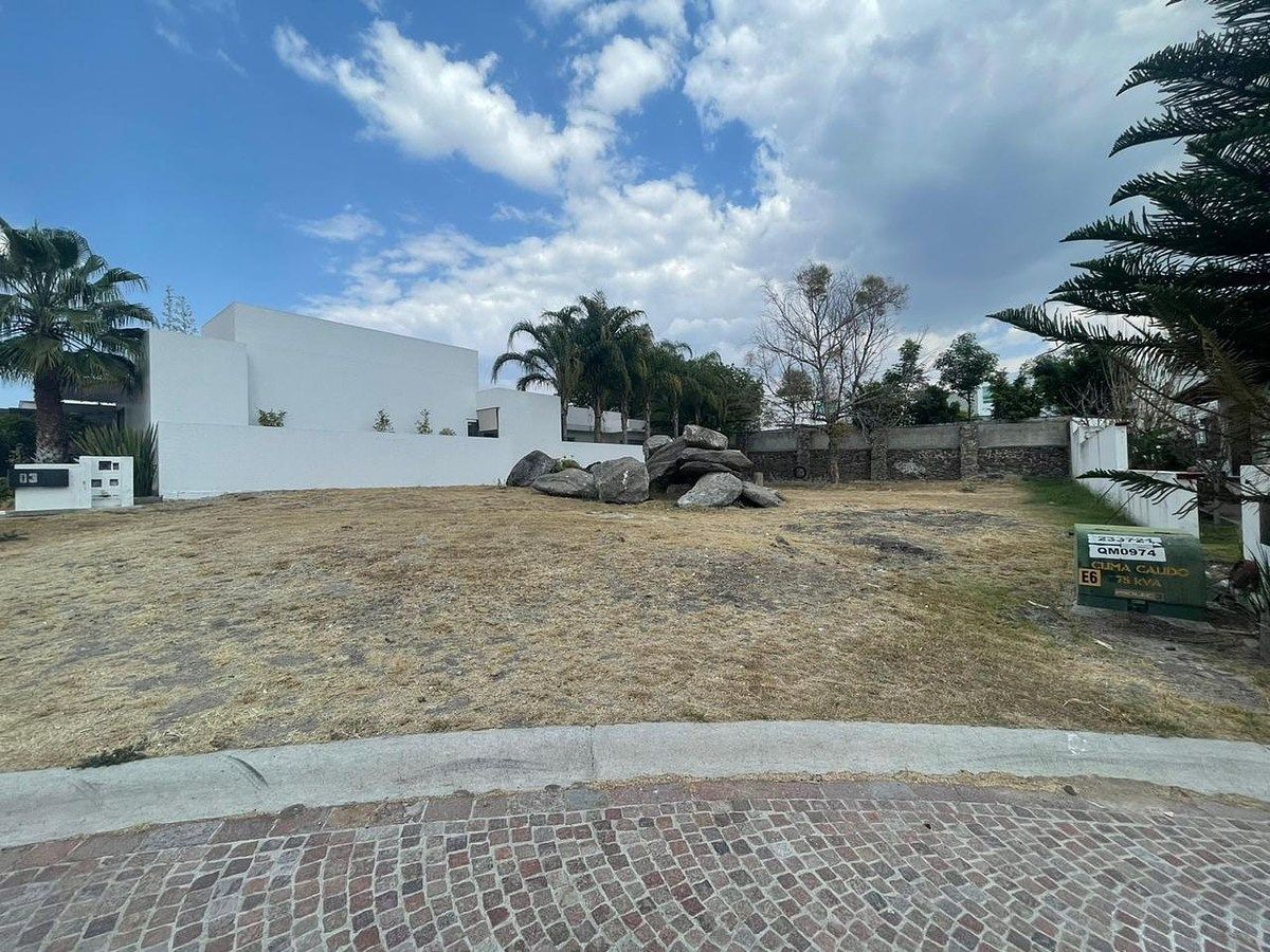 Venta Terreno en Villas del Mesón Querétaro - foto 1